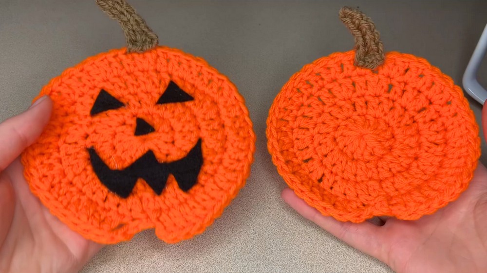 Crochet Pumpkin Coaster Pattern 8