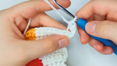 Crochet Rainbow Cloud Beanie Pattern 4