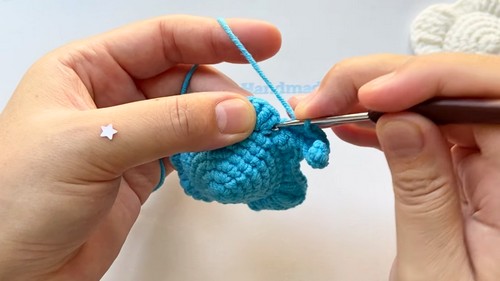 Crochet Ray Fish Keychain Pattern 6