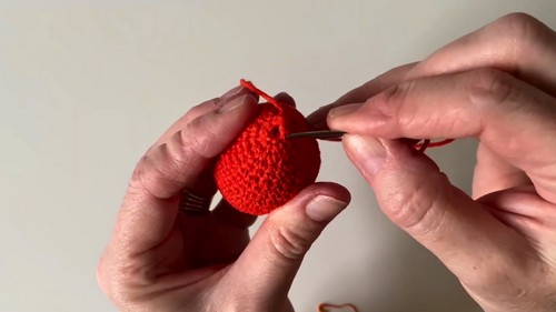 Crochet Red Apple Amigurumi Pattern 5