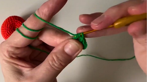 Crochet Red Apple Amigurumi Pattern 6