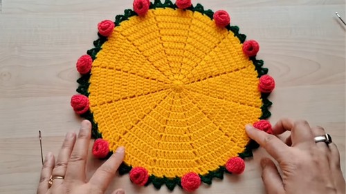 Crochet Roses Bouquet Blanket Pattern 8