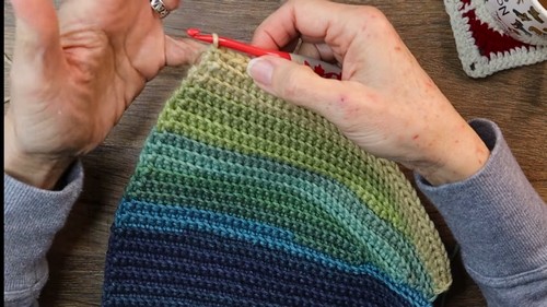 Crochet Short Row Beanie Pattern 6