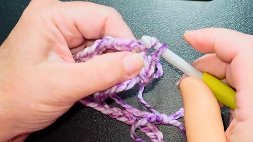 Crochet Simple Winter Hat Pattern 2