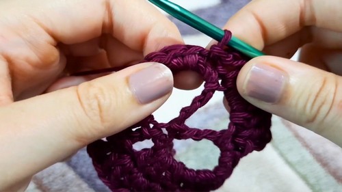 Crochet Skull Granny Square Pattern 4