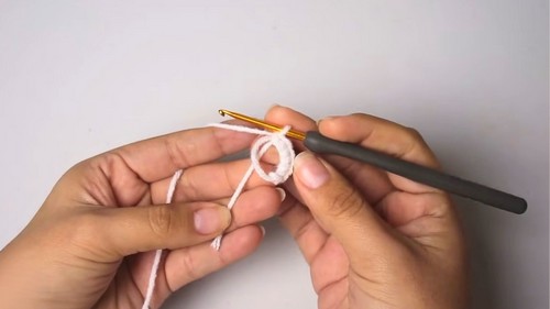 Crochet Snoopy Amigurumi Pattern 1