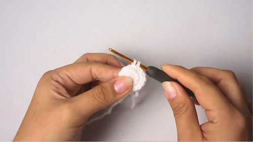 Crochet Snoopy Amigurumi Pattern 2