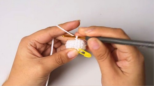 Crochet Snoopy Amigurumi Pattern 3