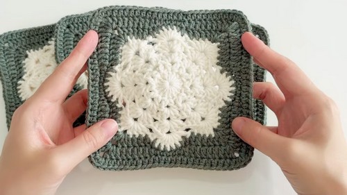 Crochet Snowflake Hat Pattern 6