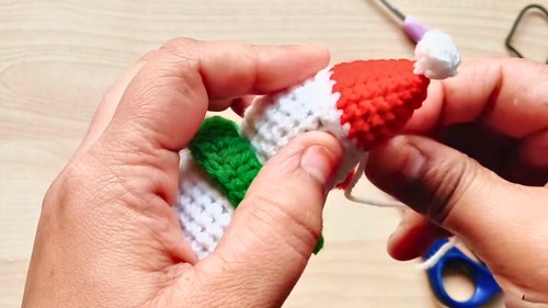 Crochet Snowman Amigurumi Pattern 7