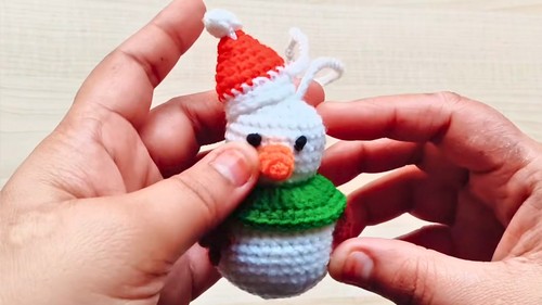 Crochet Snowman Amigurumi Pattern 8