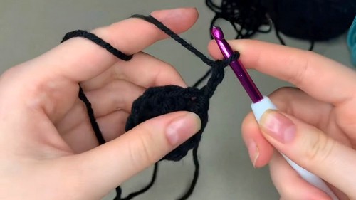 Crochet Spooky Eyeball Beanie Pattern 2