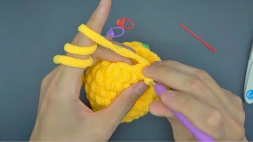 Crochet Stuffed Chicken Pattern 5