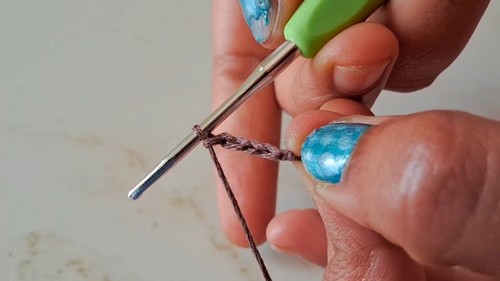 Crochet Sunflower Earrings Pattern 1