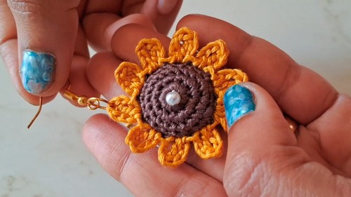 Crochet Sunflower Earrings Pattern 7