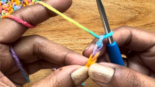 Crochet Twisted Headband Pattern 1