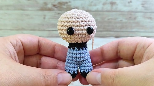 Crochet Will Mini Amigurumi Pattern 4