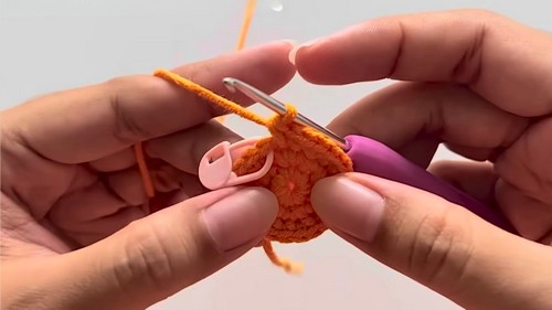 Crochet Winter Cat Head Pattern 2