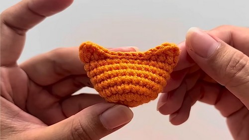 Crochet Winter Cat Head Pattern 4