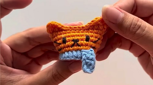 Crochet Winter Cat Head Pattern 7