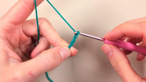 Cute Crochet Christmas Tree Pattern 1