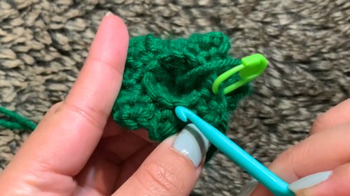 Cute Crochet Christmas Tree Pattern 5