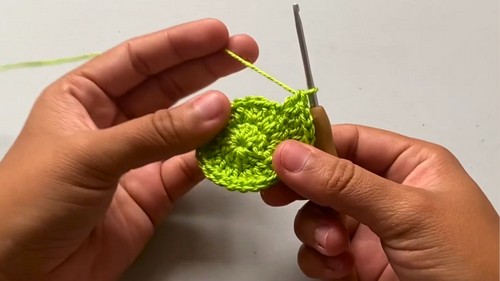 Cute Crochet Sunflower Pattern 3