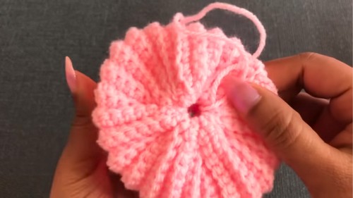 Easy Crochet Baby Hat Pattern 6
