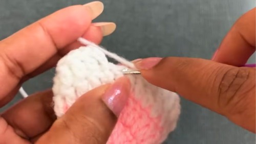 Easy Crochet Baby Socks Pattern 4