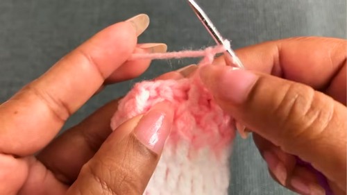 Easy Crochet Baby Socks Pattern 6