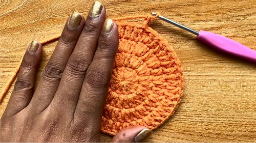 Easy Crochet Bottle Cover Pattern 3