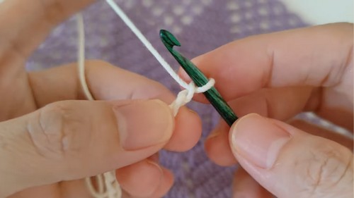 Easy Crochet Card Holder Pattern 1