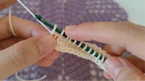 Easy Crochet Card Holder Pattern 3
