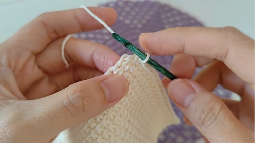 Easy Crochet Card Holder Pattern 4