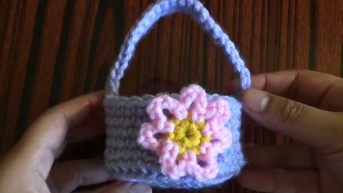 Easy Crochet Mini Baskets Pattern 7