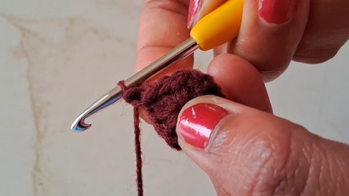 Easy Crochet Pen Holder Pattern 1