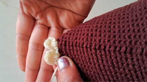 Easy Crochet Pen Holder Pattern 6