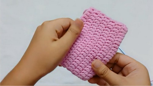 Easy Crochet Wallet Pattern 4