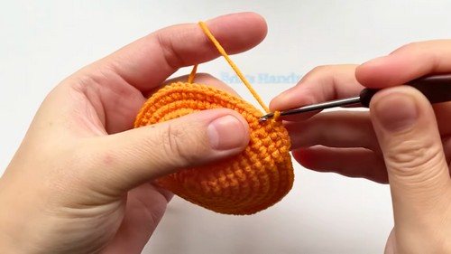 Sweet Crochet Orange Bag Pattern 3