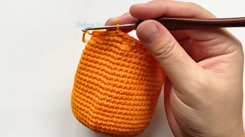 Sweet Crochet Orange Bag Pattern 4
