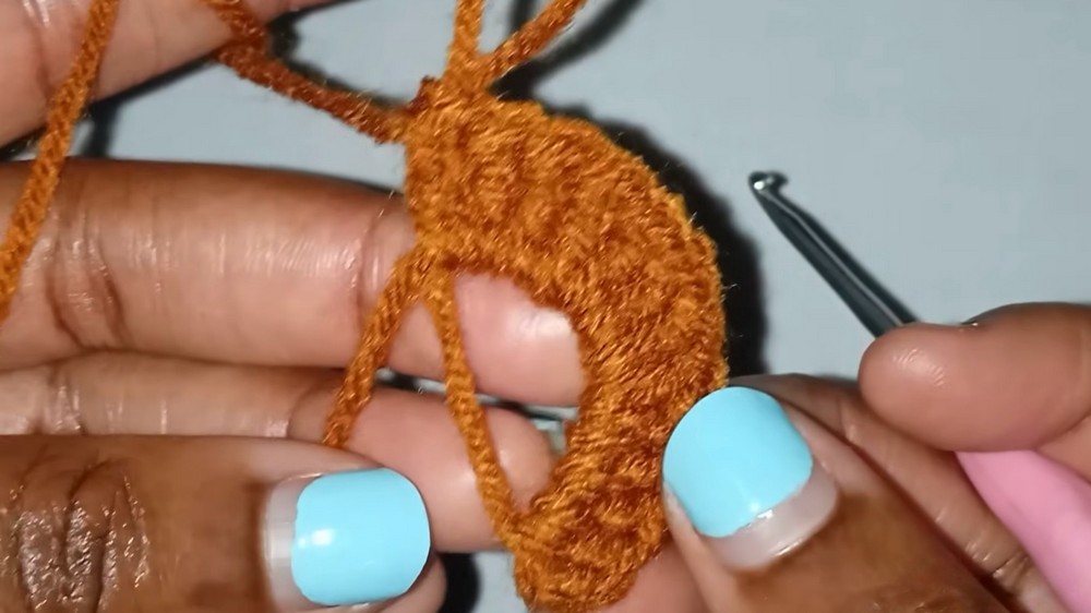 Crochet Spiral Ruffle Hat