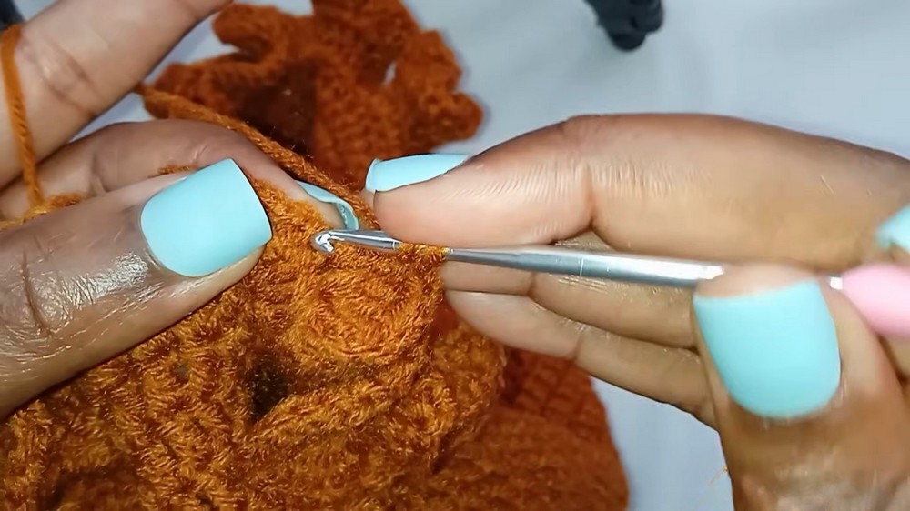 Crochet Spiral Ruffle Hat