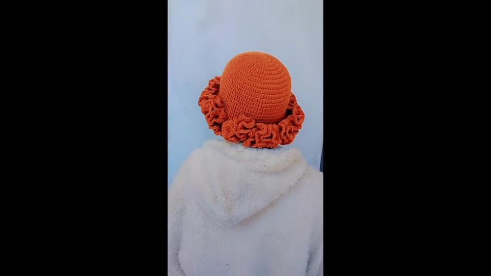 Crochet Spiral Ruffle Hat