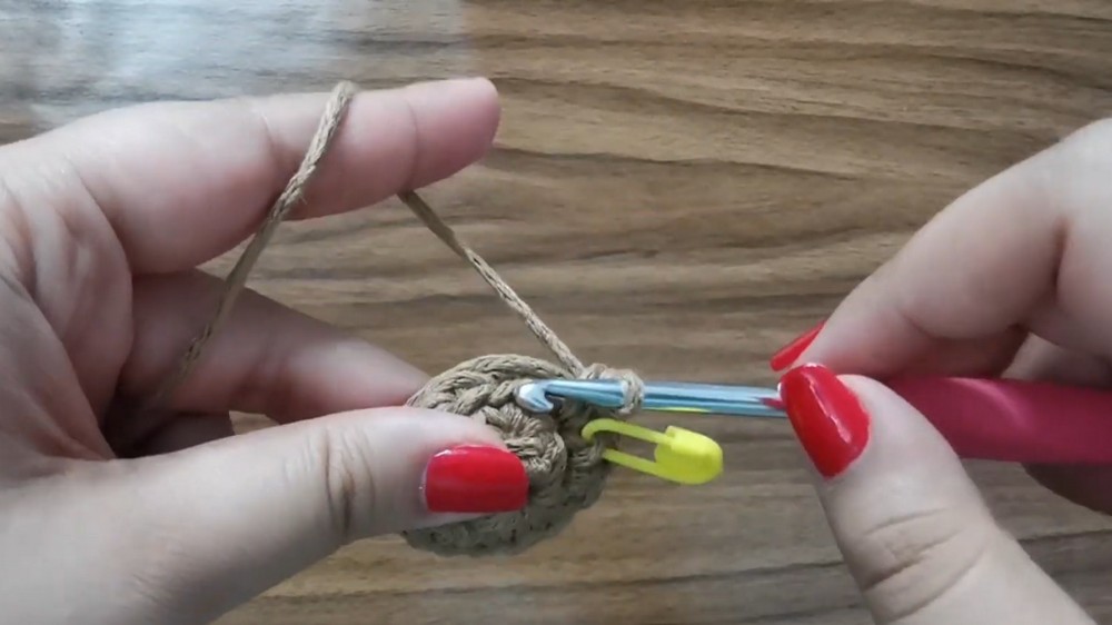 Crochet Bucket Hat With Bow