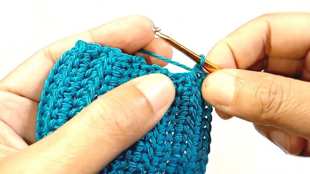 Crochet Mini Shoulder Bag