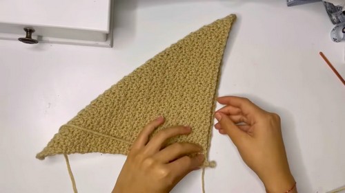 Amazing Crochet Top Pattern 4