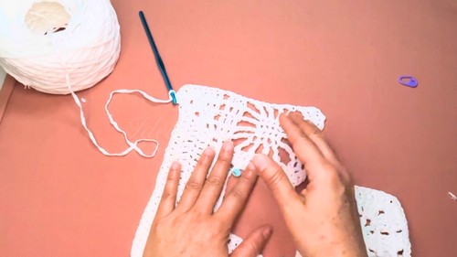 Amazing Crochet Top Pattern 4