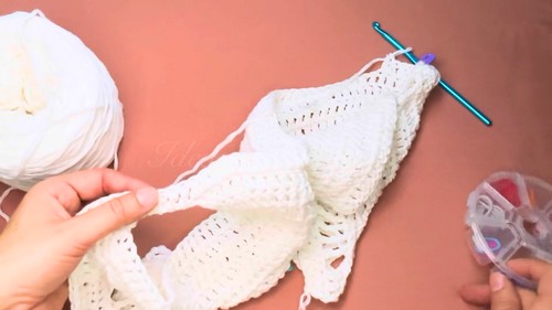 Amazing Crochet Top Pattern 5