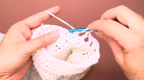 Amazing Crochet Top Pattern 6