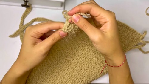 Amazing Crochet Top Pattern 7